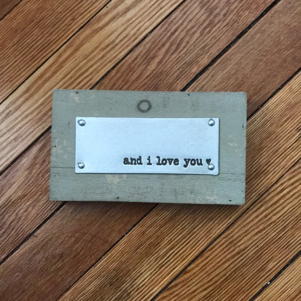 Decore sign